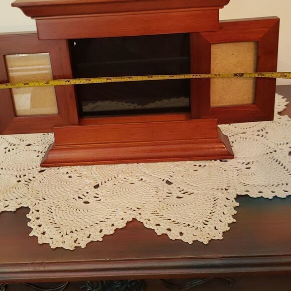 Beautiful Vintage Wooden Picture Frame  with One Center and 2 Sliding Windows - Picture 11 of 16